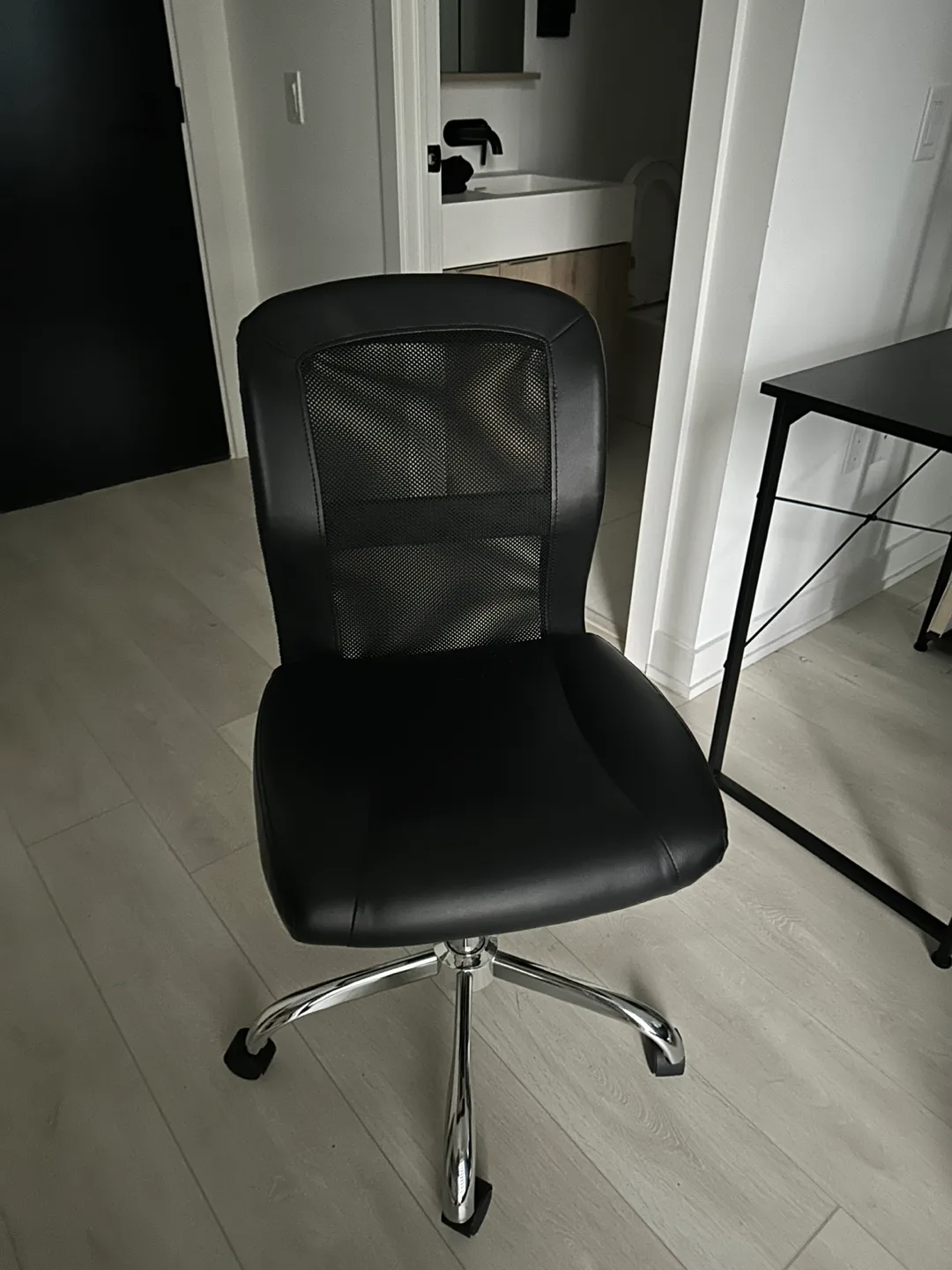 Chair thumbnail
