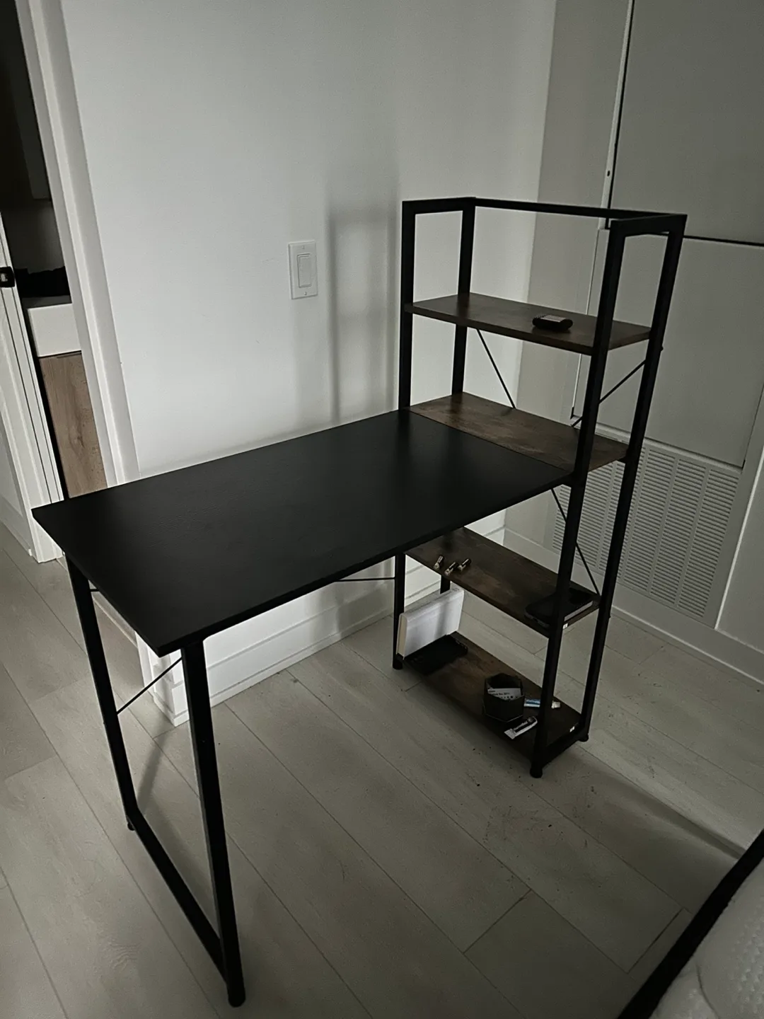 Table thumbnail