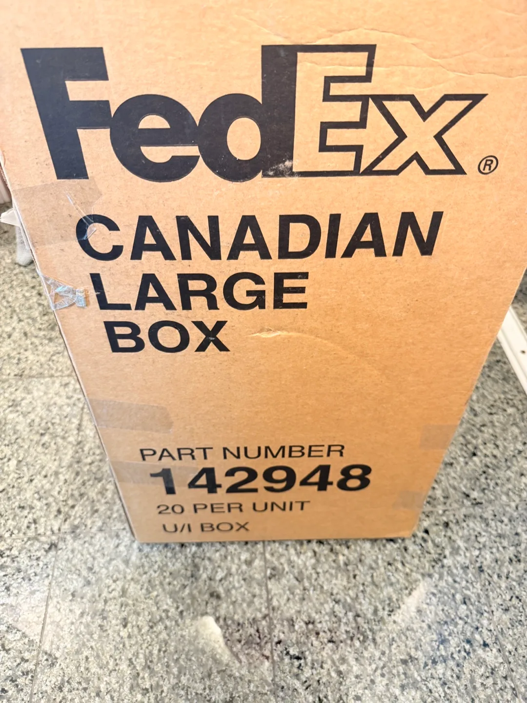 FedEx Box - shipping box and Supply thumbnail