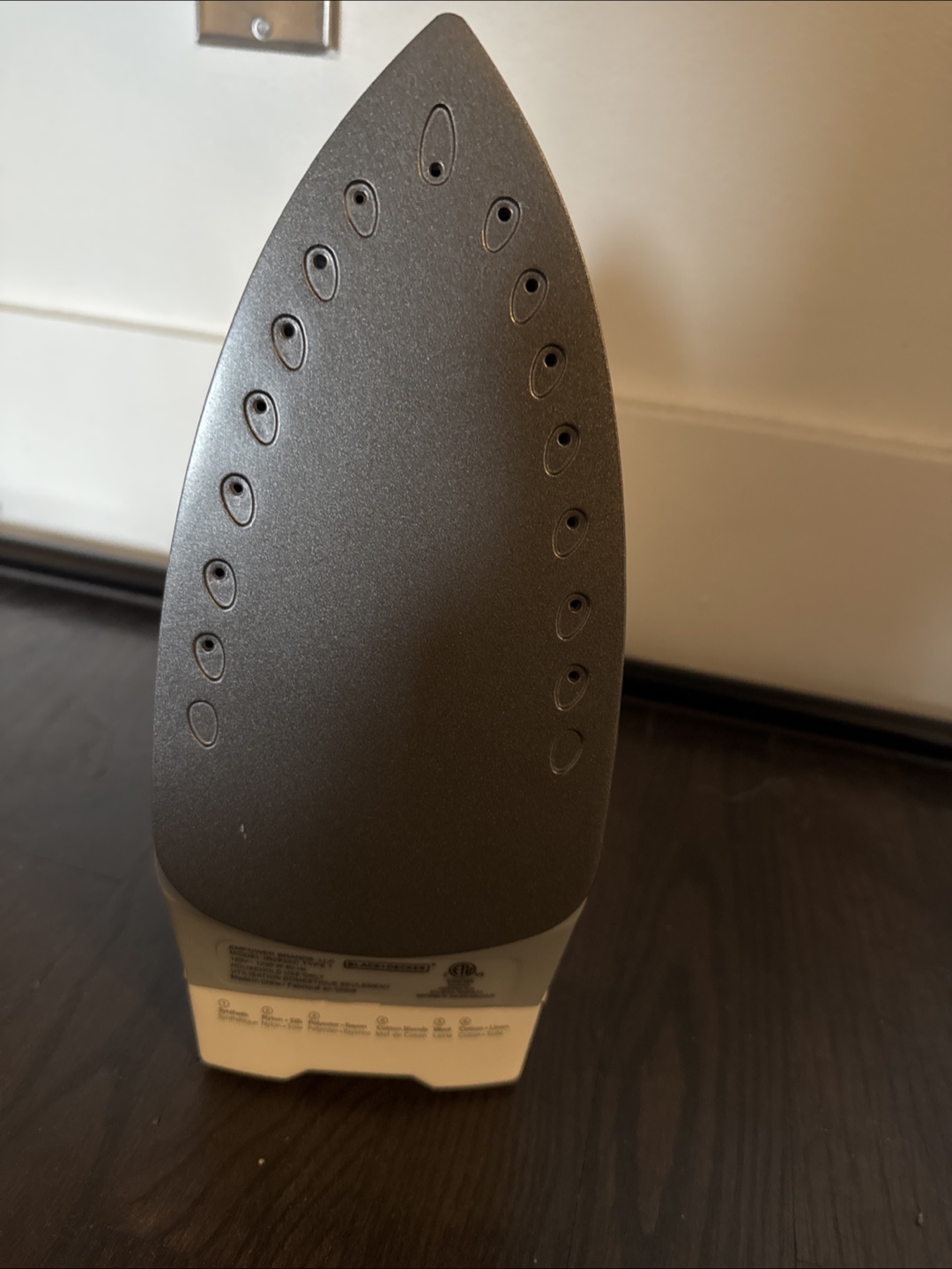 BLACK+DECKER Lightweight Steam Iron, Teal - photo 3