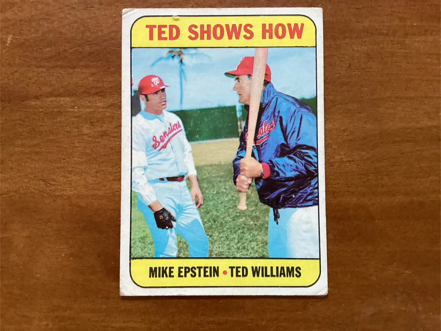 1969 TOPPS “TED SHOWS HOW” TED WILLIAMS & MIKE EPSTEIN Card 539 thumbnail
