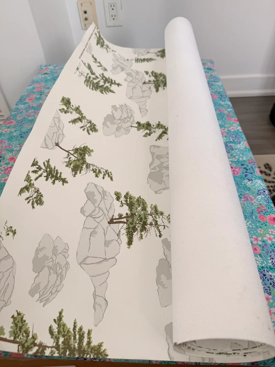 Wallpaper with Mountain and Tree Design thumbnail