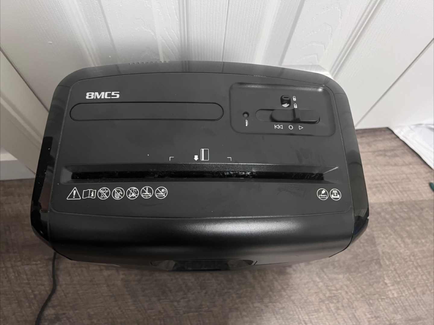 Fellowes 8MC5 Paper Shredder - photo 2