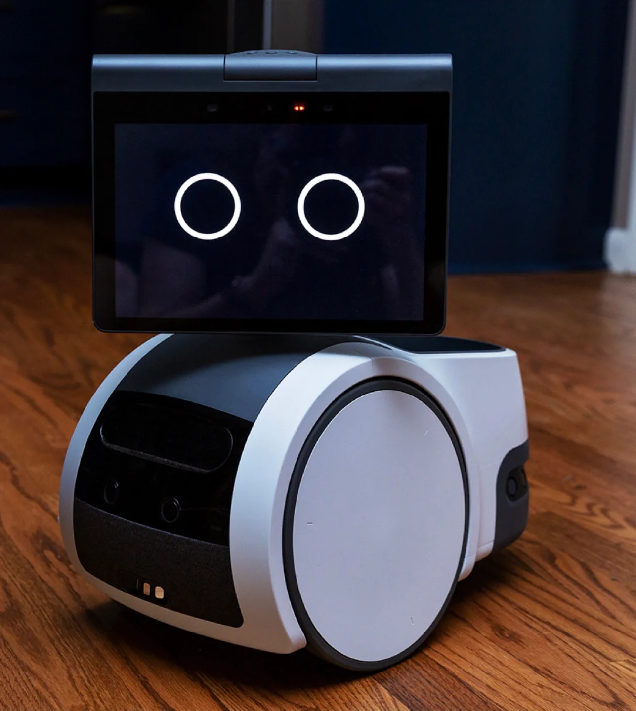 Amazon Astro Home Robot thumbnail