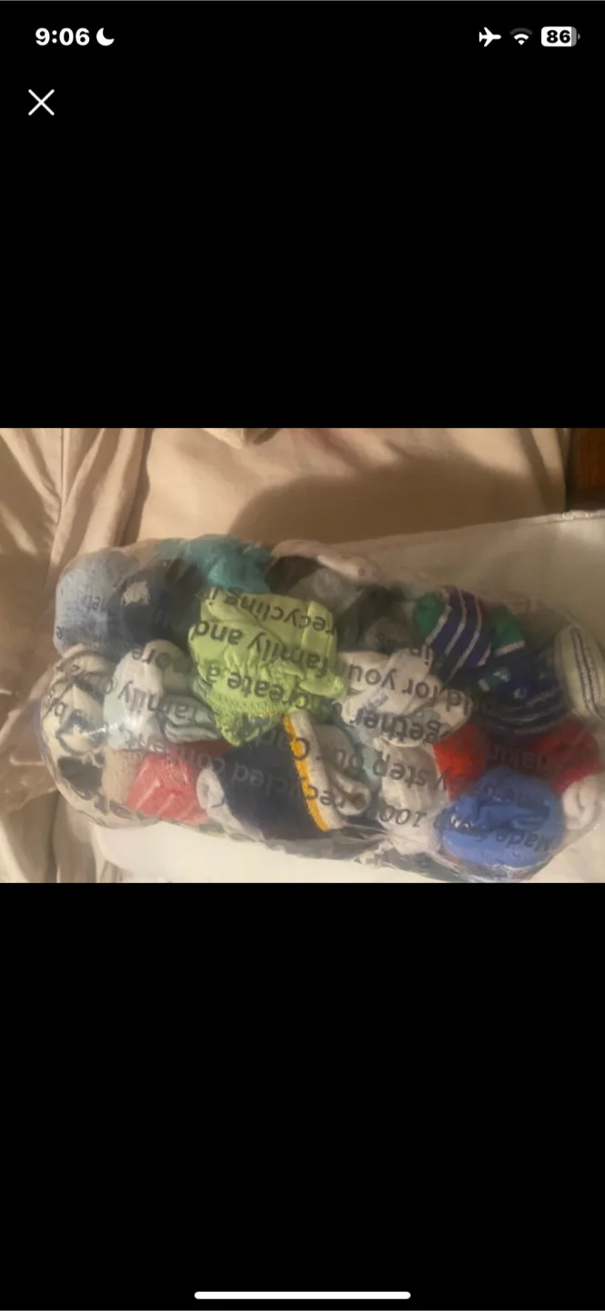 Bag of Assorted Baby Socks thumbnail