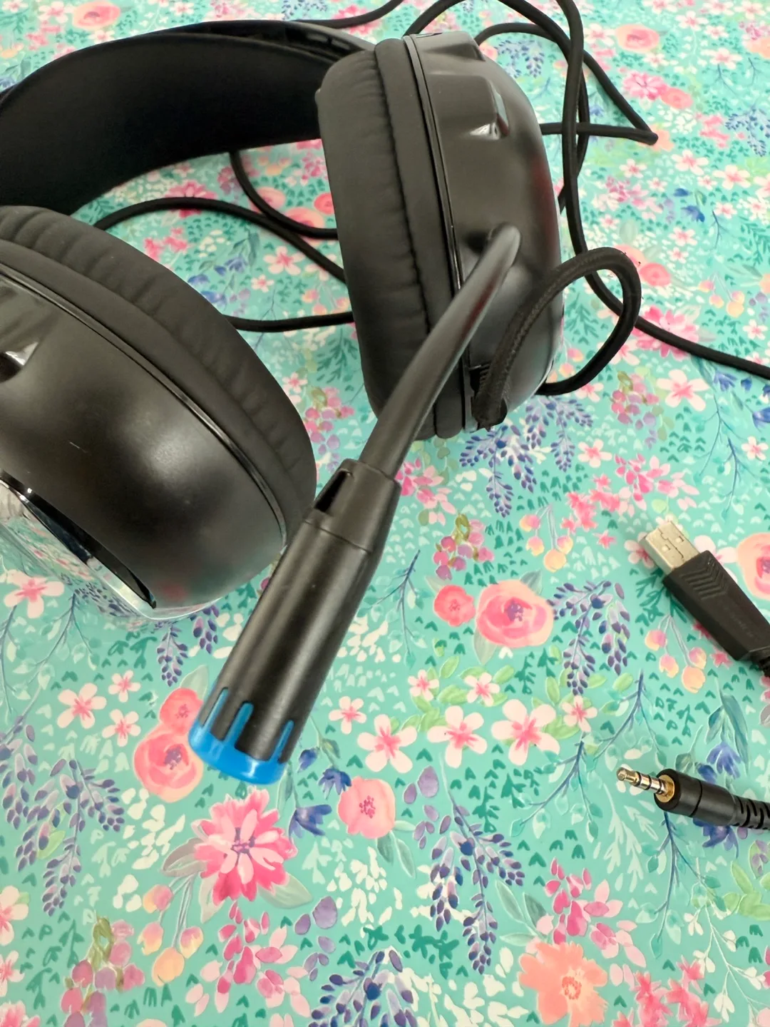 PHONIKAS Gaming Headset Model H-4 - Black and Blue image indicator(2)