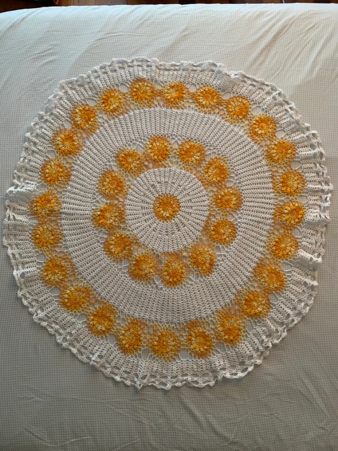 Handmade Crochet Tablecloth- White & Yellow 🇨🇦 thumbnail