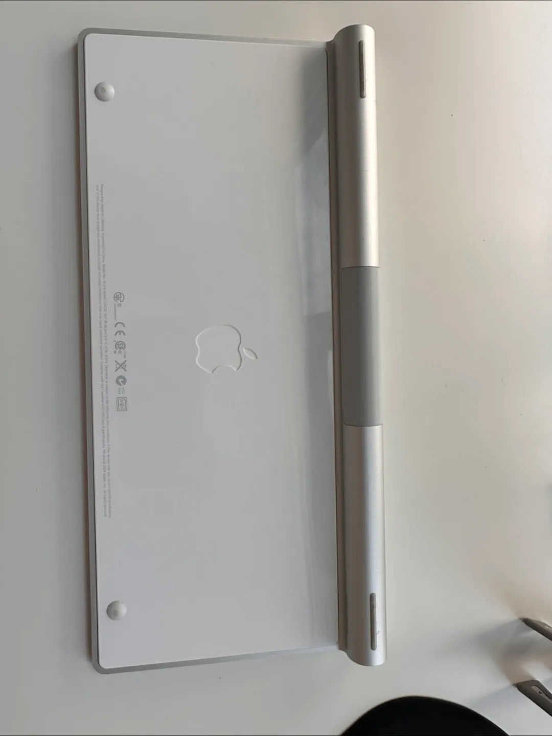 Apple Magic Keyboard image indicator(2)