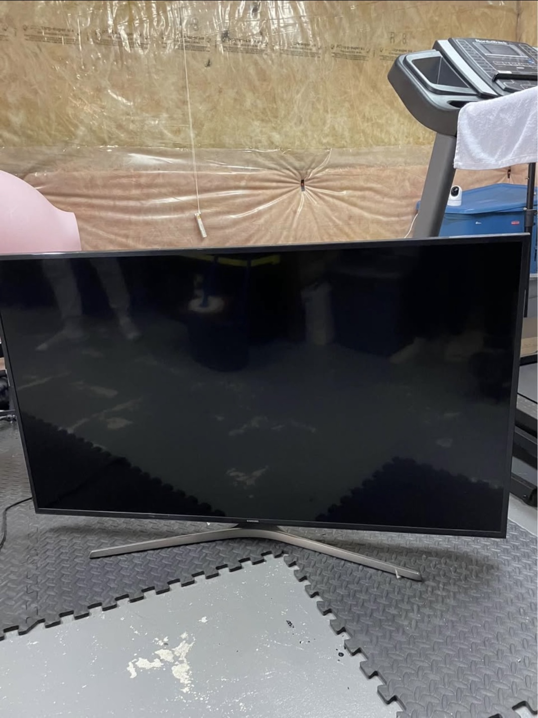 Samsung 55” smart TV n55mu6300f