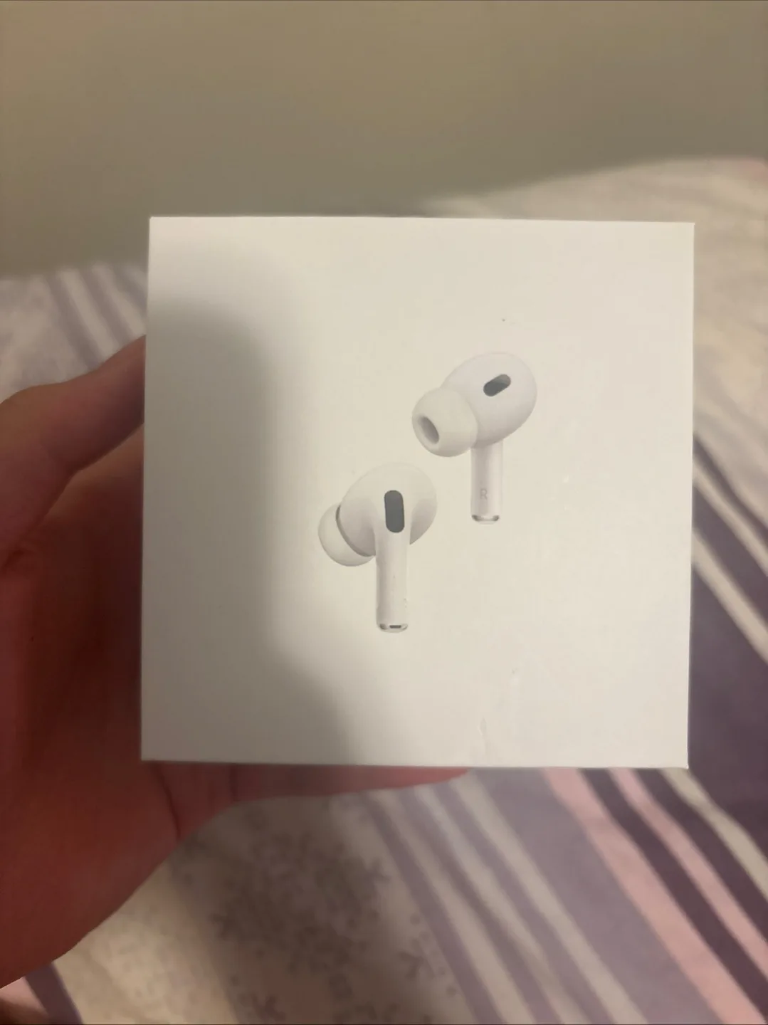 AirPods Pro (2nd Generation) thumbnail