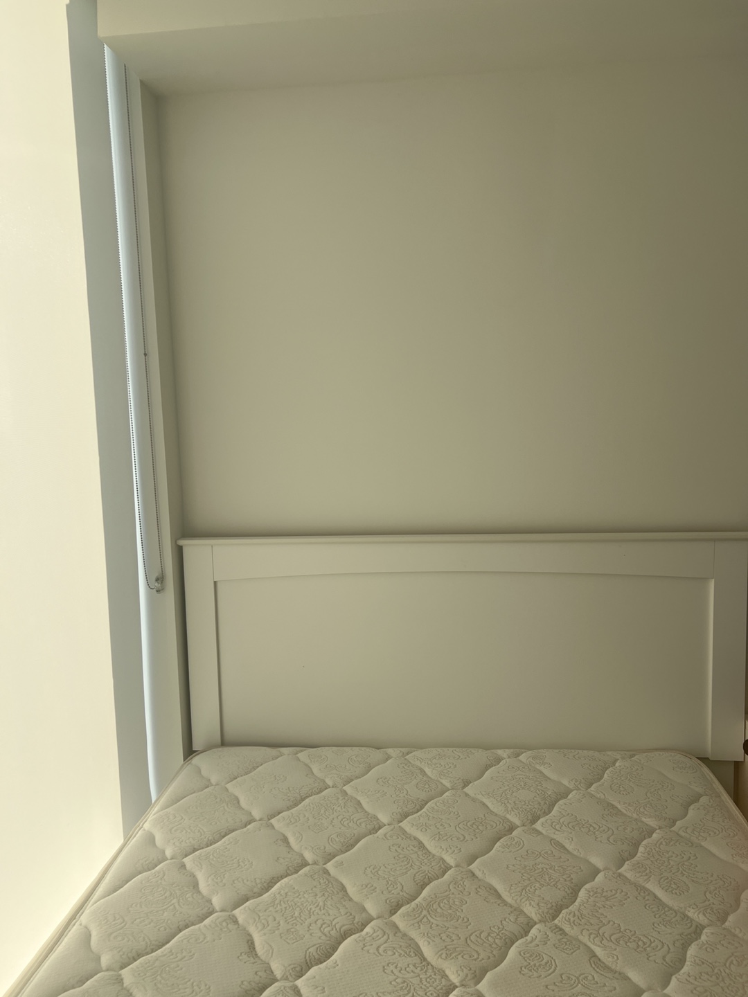 Doubles Bed frame + mattress base + Beautyrest Mattress - photo 3