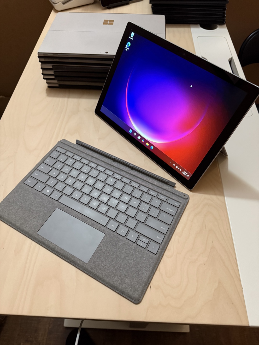 Surface Pro 6 Touch Screen 4k Used as a Laptop and Tablet - photo 2