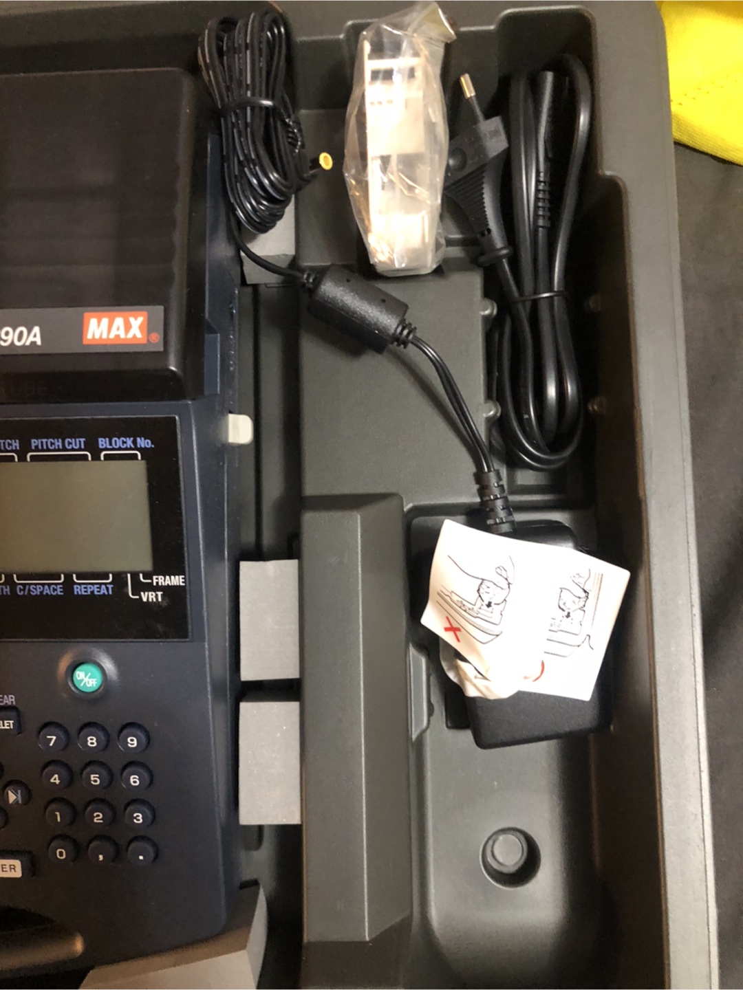 MAX Letatwin LM-390A Wire Marking Machine - photo 5