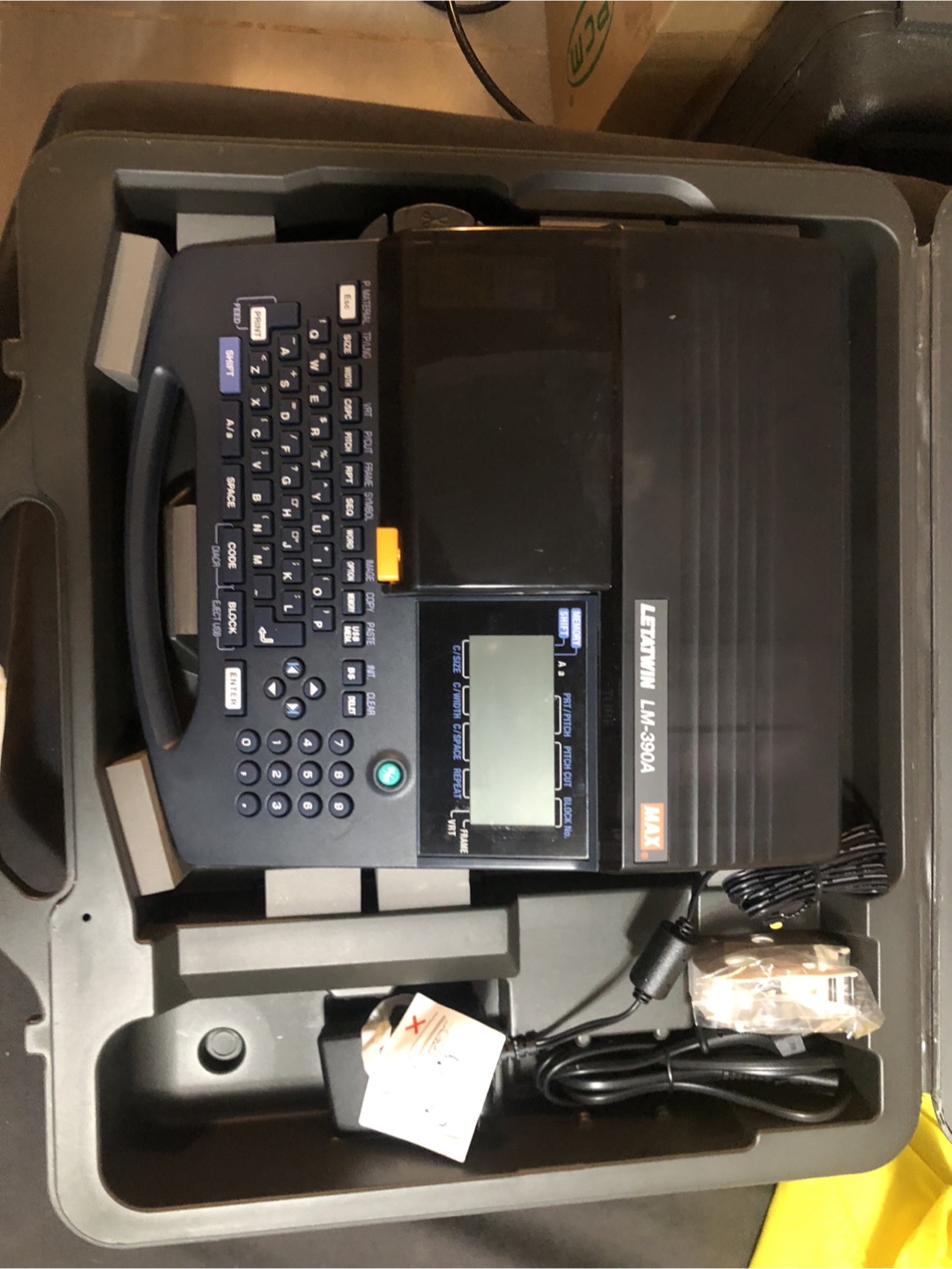 MAX Letatwin LM-390A Wire Marking Machine - photo 4