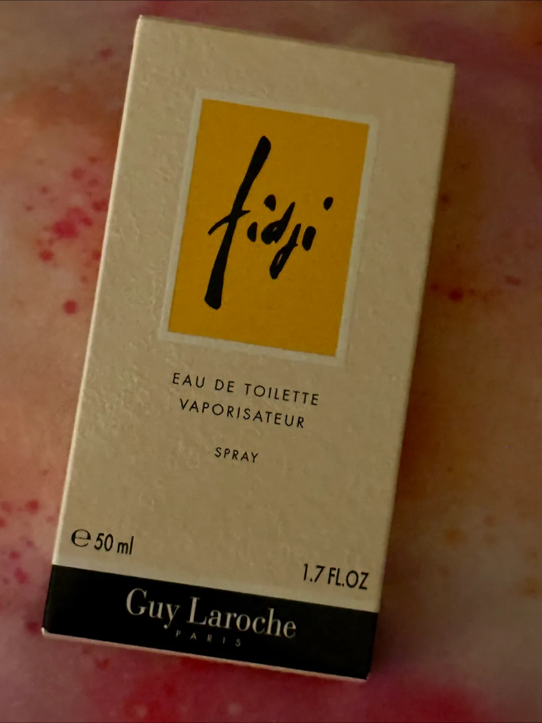 Guy Laroche Fiji Eau de Toilette 50ml thumbnail