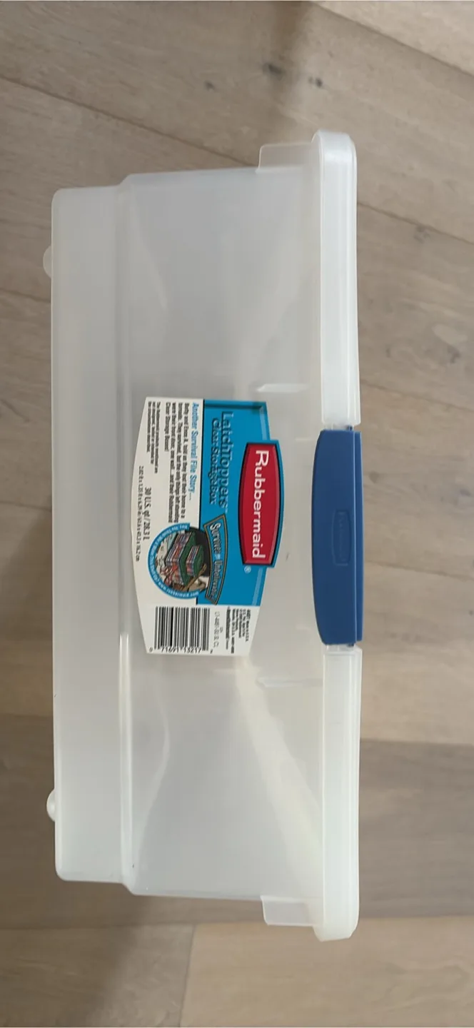 Rubbermaid Latchtoppers Clear storage container 30qt image indicator(2)