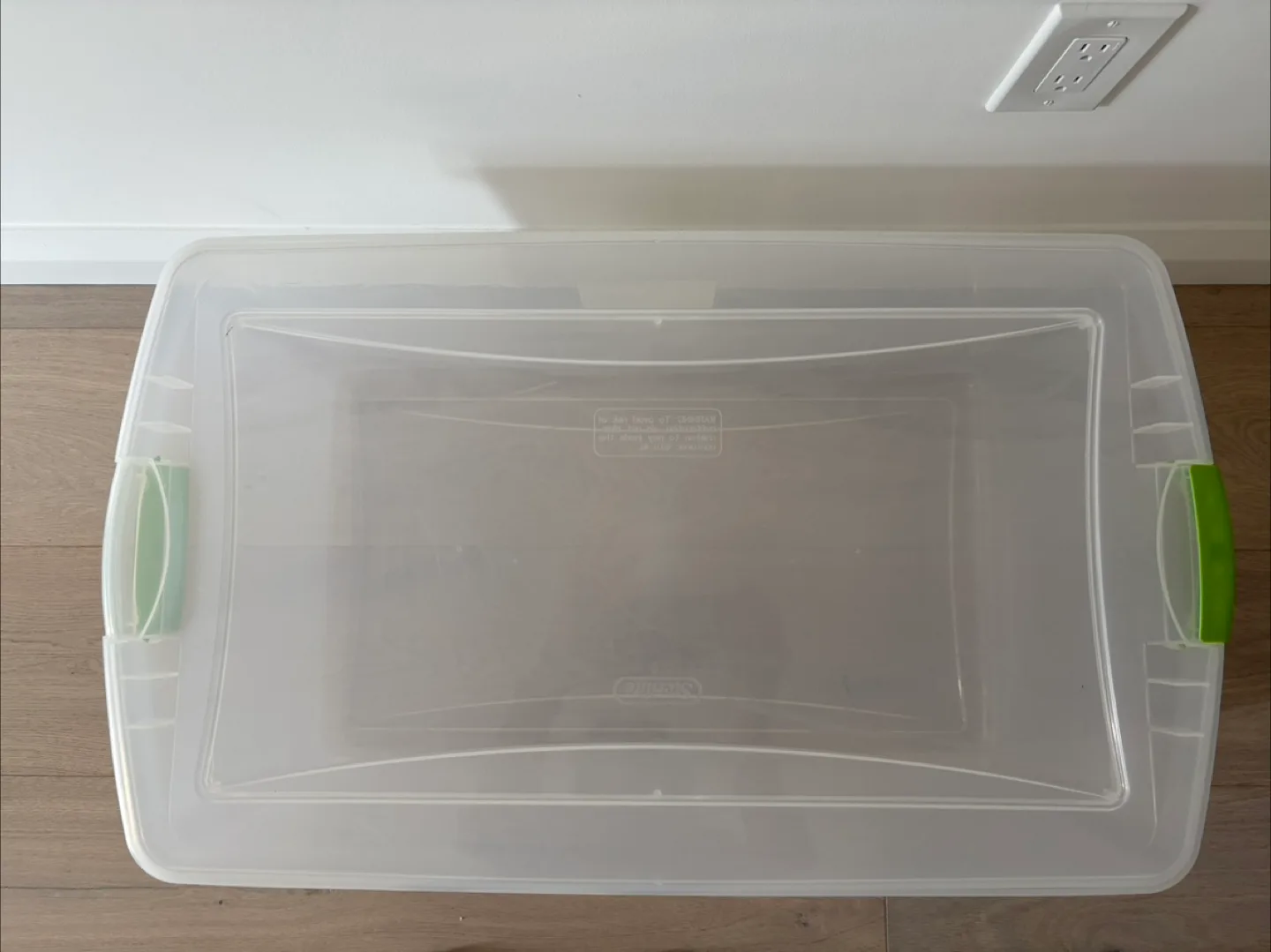 Sterilite Clear Container with Green Latch lid image indicator(2)