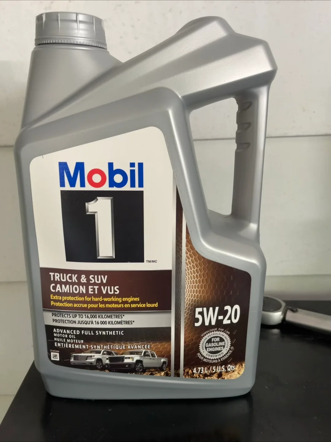 Mobil 1 5W-20 Truck & SUV Motor Oil - 4.73L thumbnail
