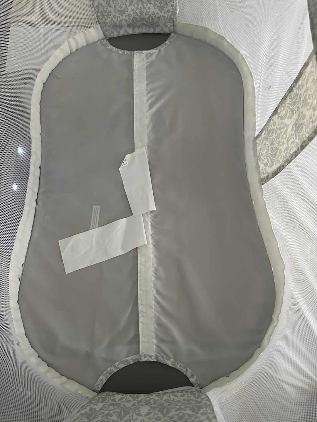 Halo Bassinest Swivel Sleeper - Excellent Condition - photo 4