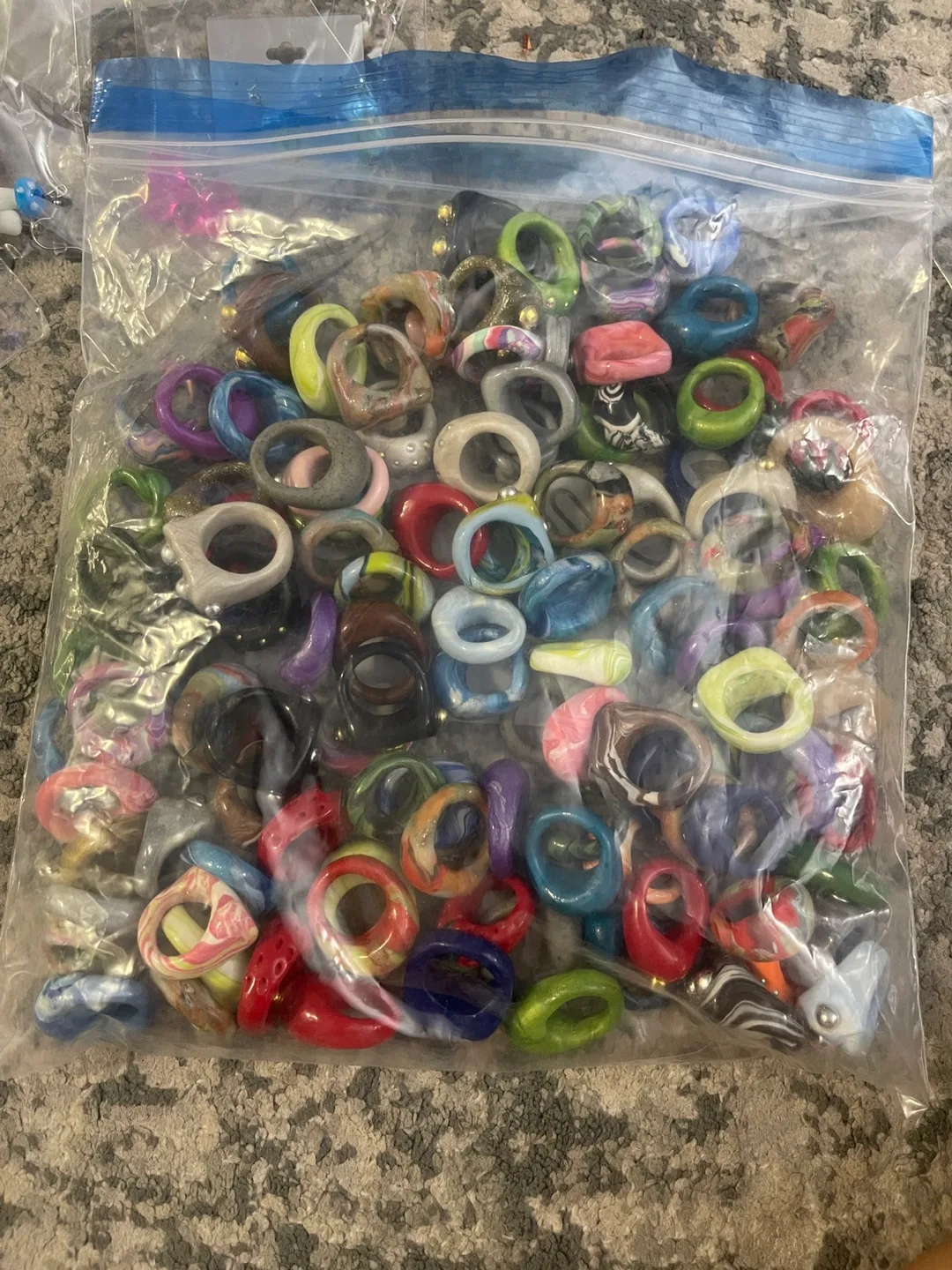 Handmade Earrings, Necklaces & Bracelets image indicator(8)