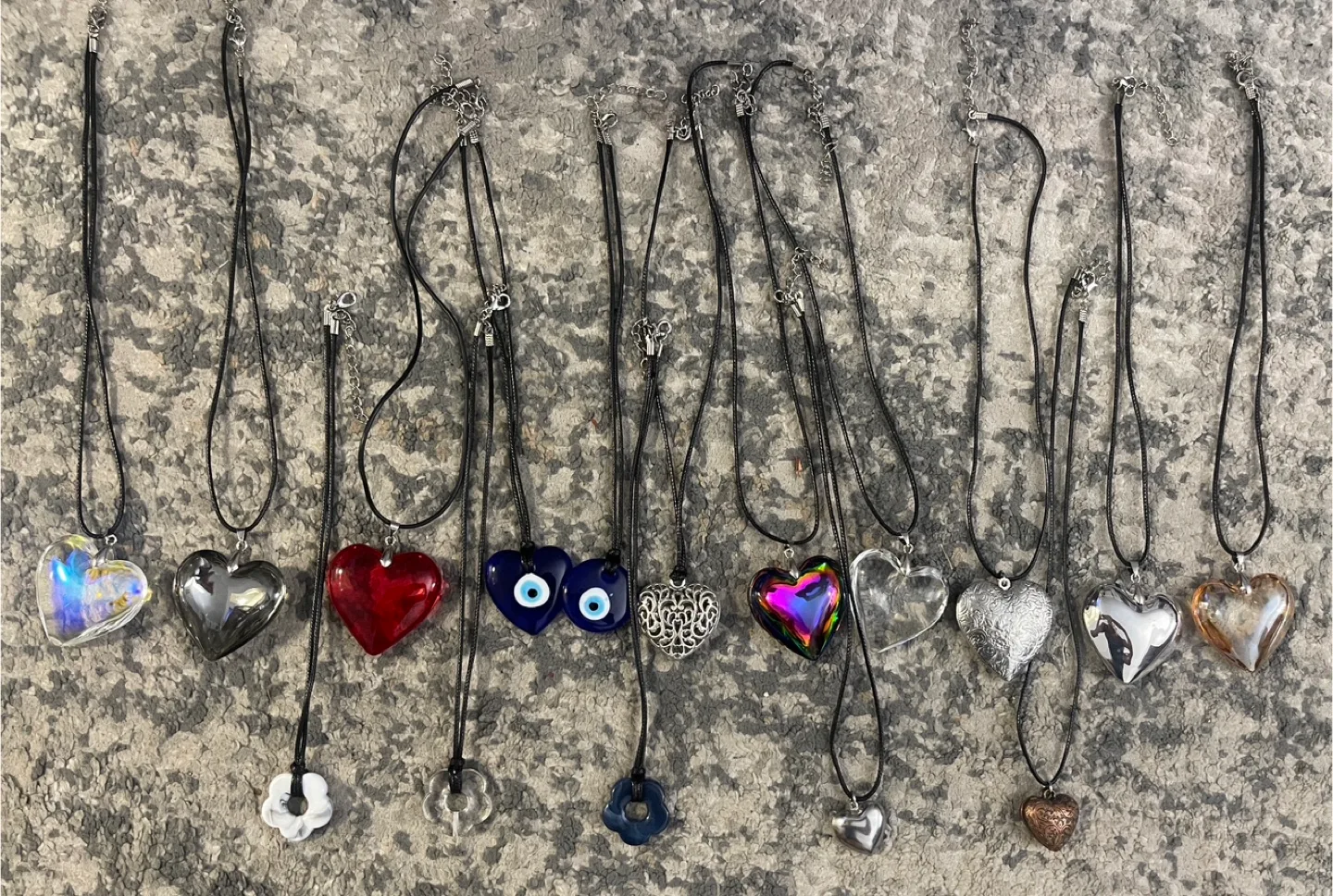 Handmade Earrings, Necklaces & Bracelets image indicator(6)