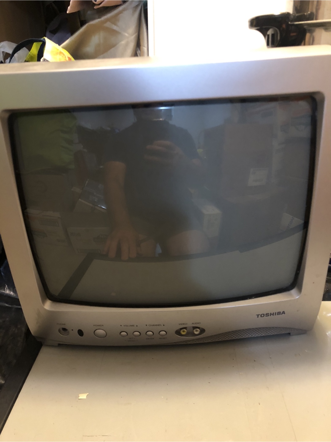 Toshiba Colour TV - photo 4