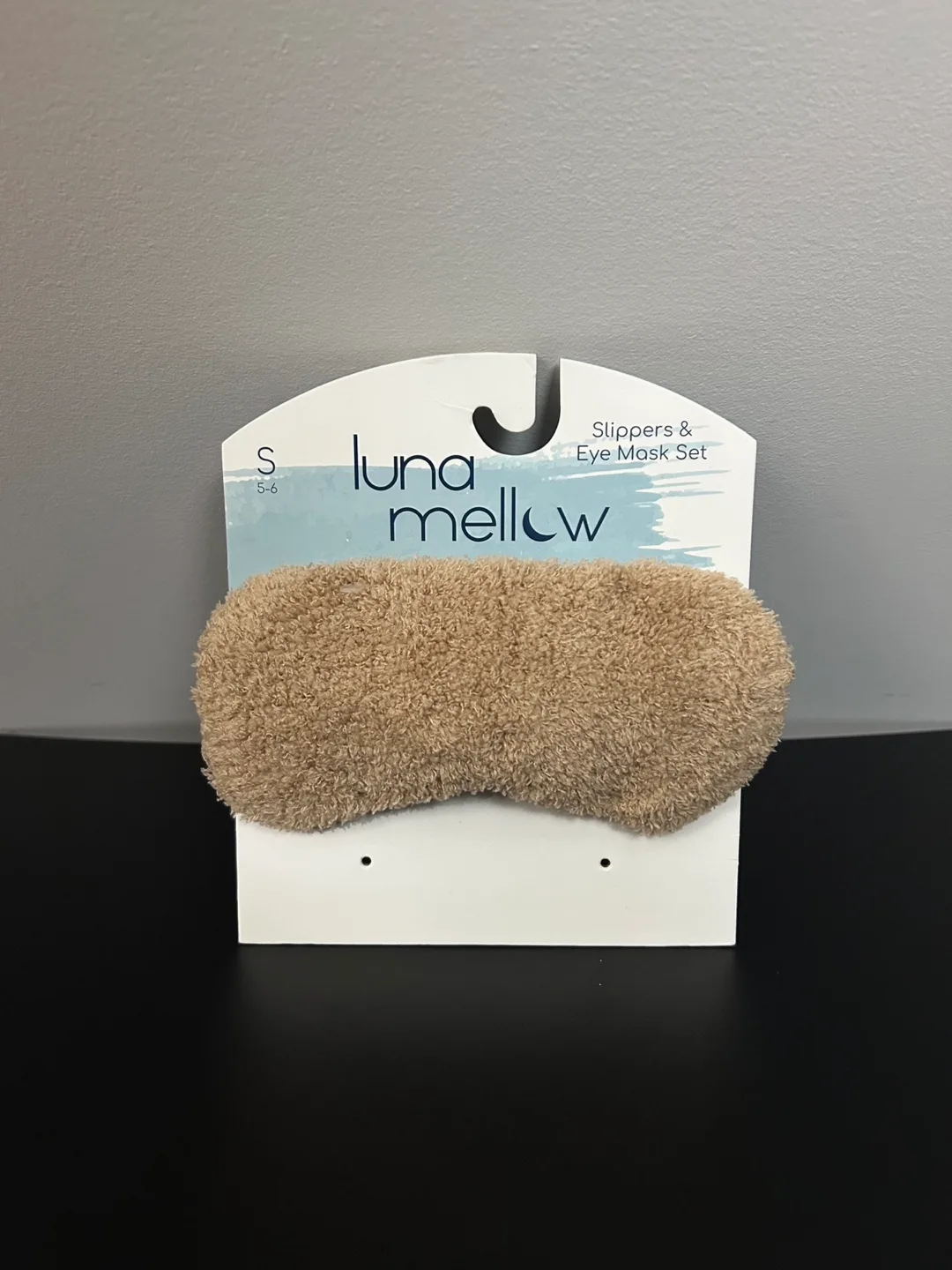 Luna Mellow Sleeping Eye Mask thumbnail