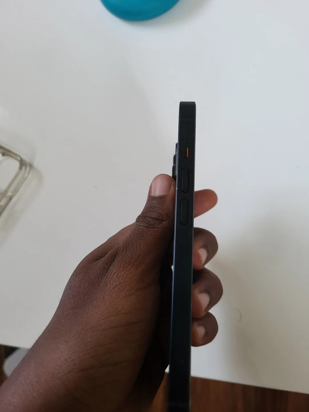 Apple iPhone 14- Black image indicator(5)