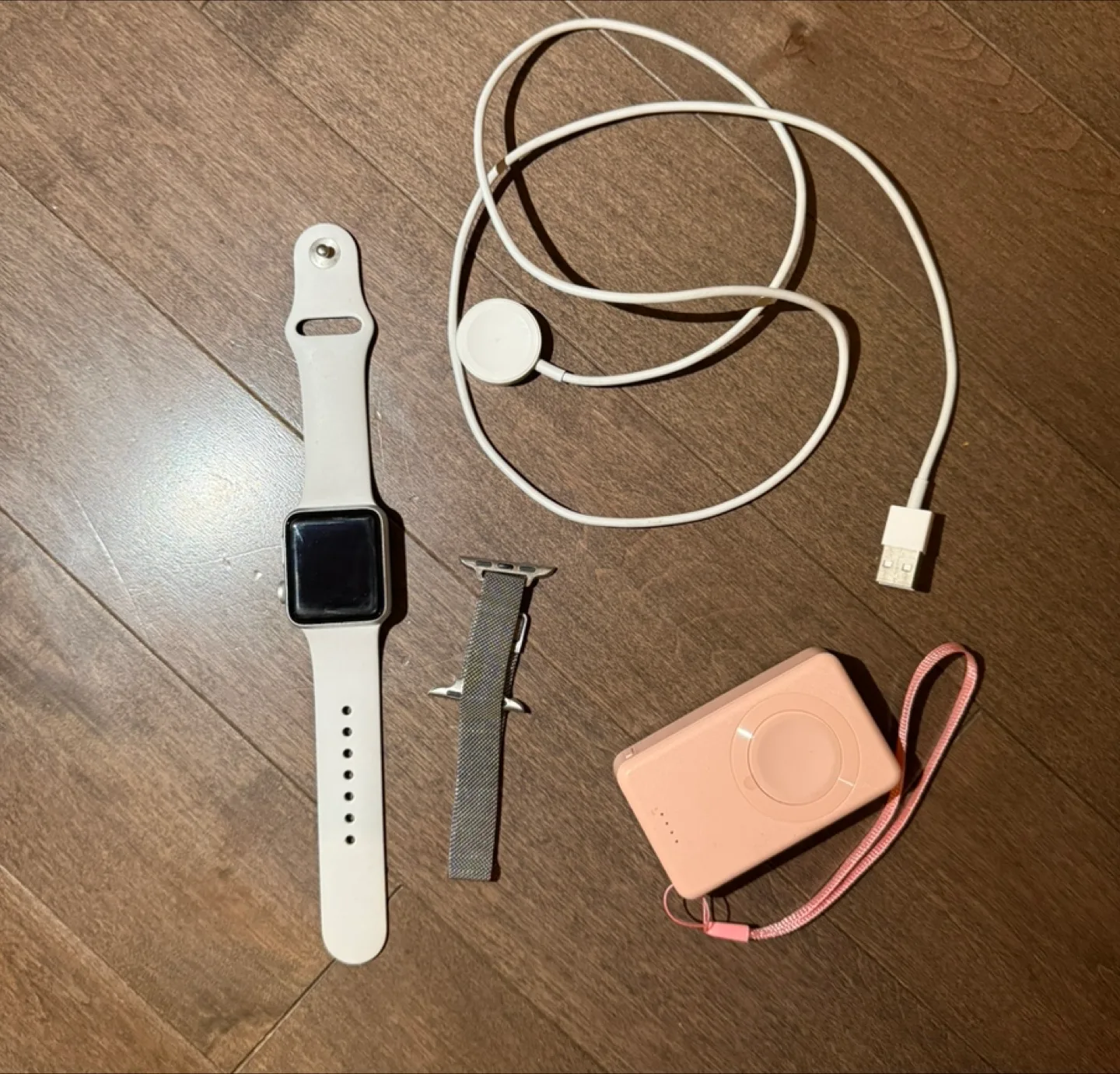Apple Watch 3 with Charger and Band thumbnail