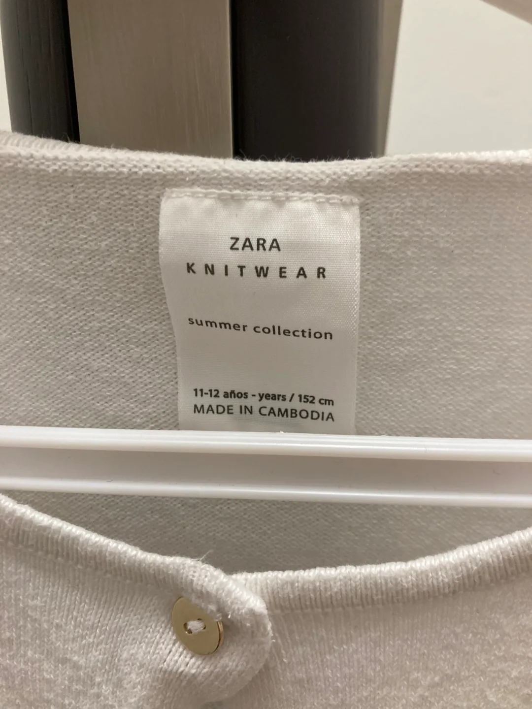 🇨🇦🍁 Zara girls white cardigan size 11 to 12 image indicator(2)