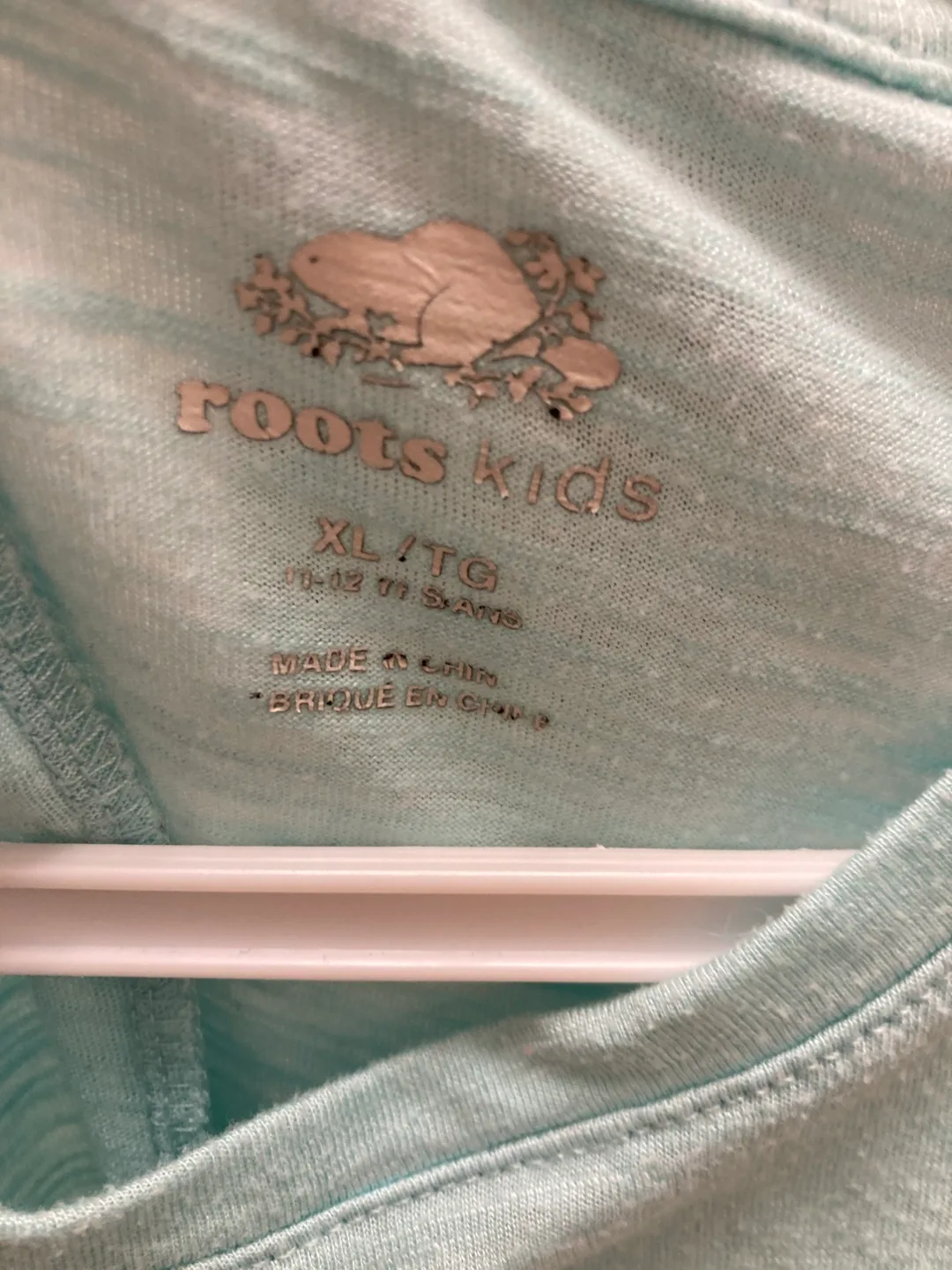 🇨🇦🍁 roots kids flowy T-shirt size 11 to 12 image indicator(2)