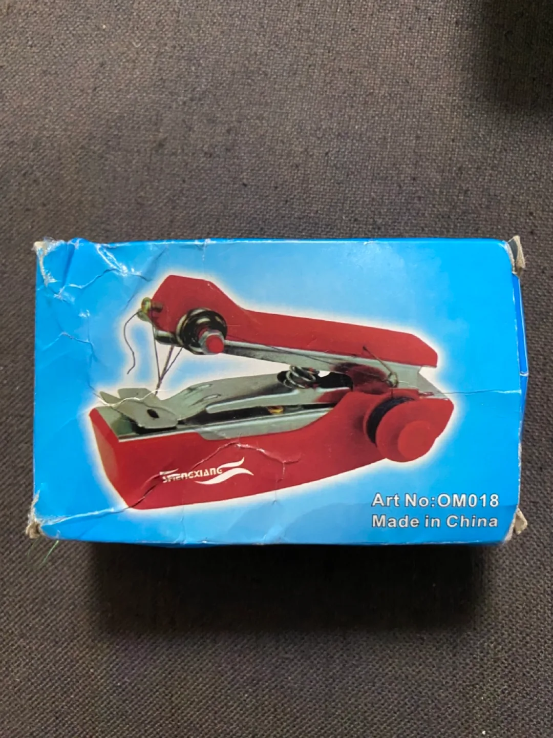 Portable Handheld Sewing Machine - Red 🇨🇦 image indicator(2)
