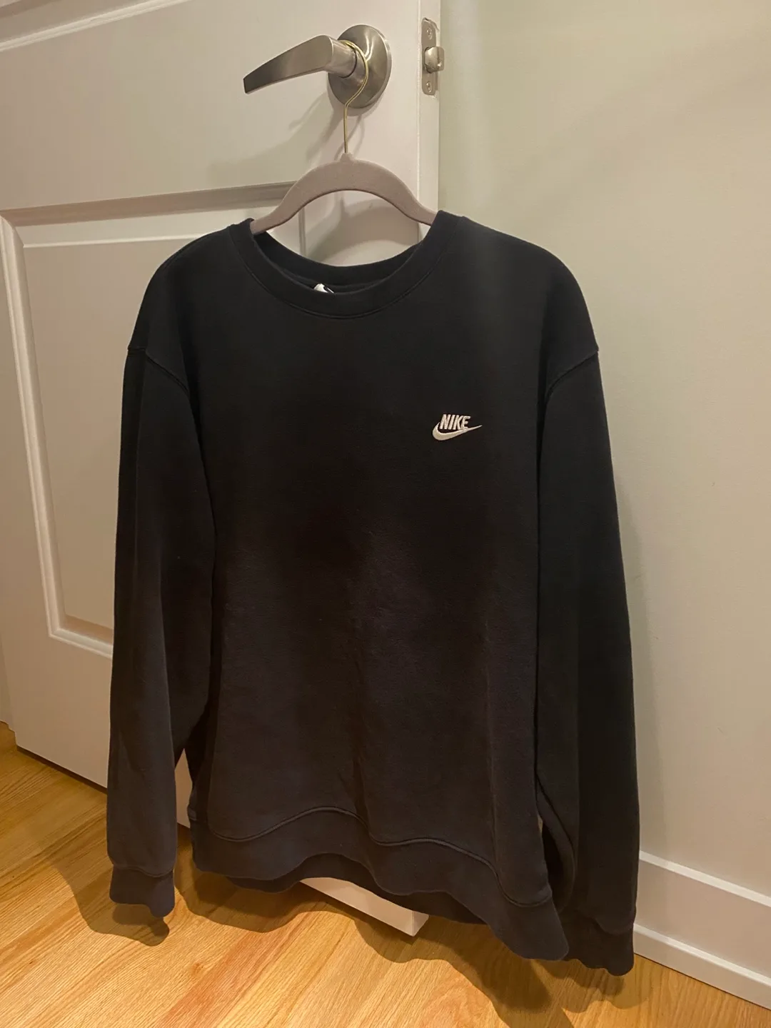 Nike Black Crewneck Sweatshirt - Size XL thumbnail