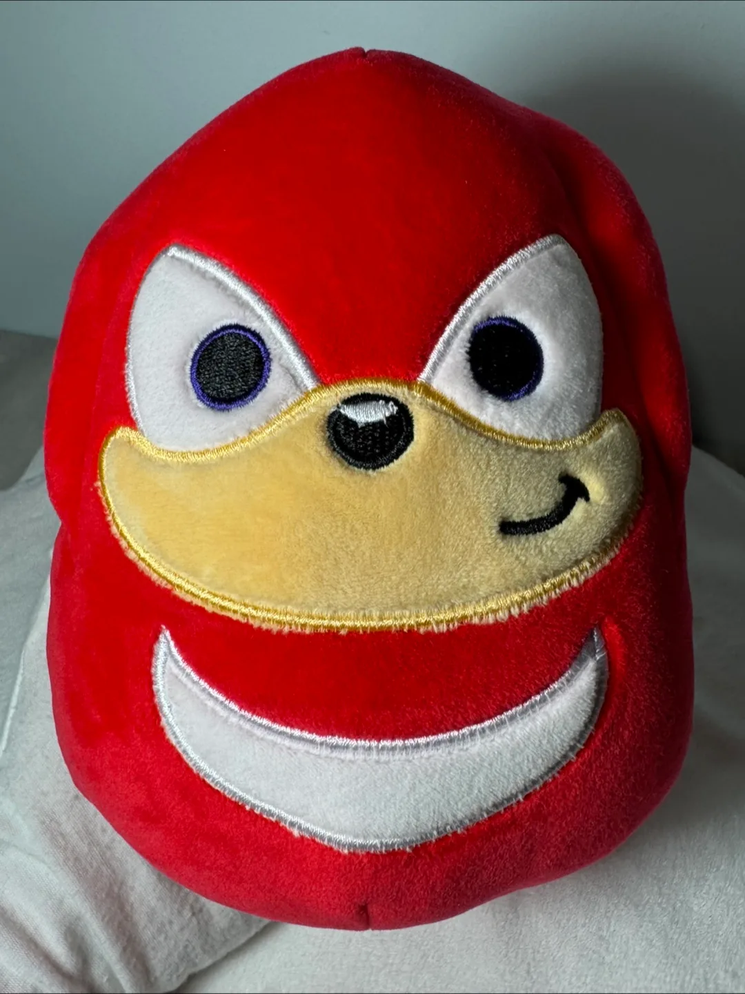 Knuckles Plush - Red Supersonic Hedgehog thumbnail