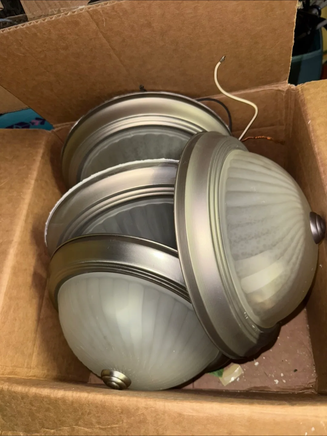 Set of 4 light fixtures thumbnail