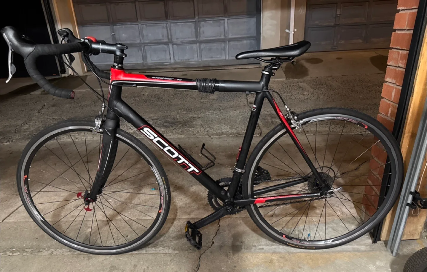 Scott Speedster S30 Road Bike thumbnail