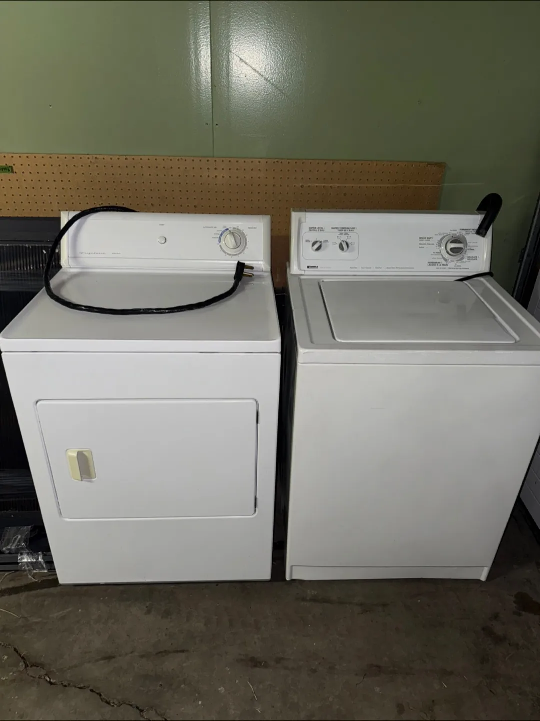 Washer / Dryer Set image indicator(10)