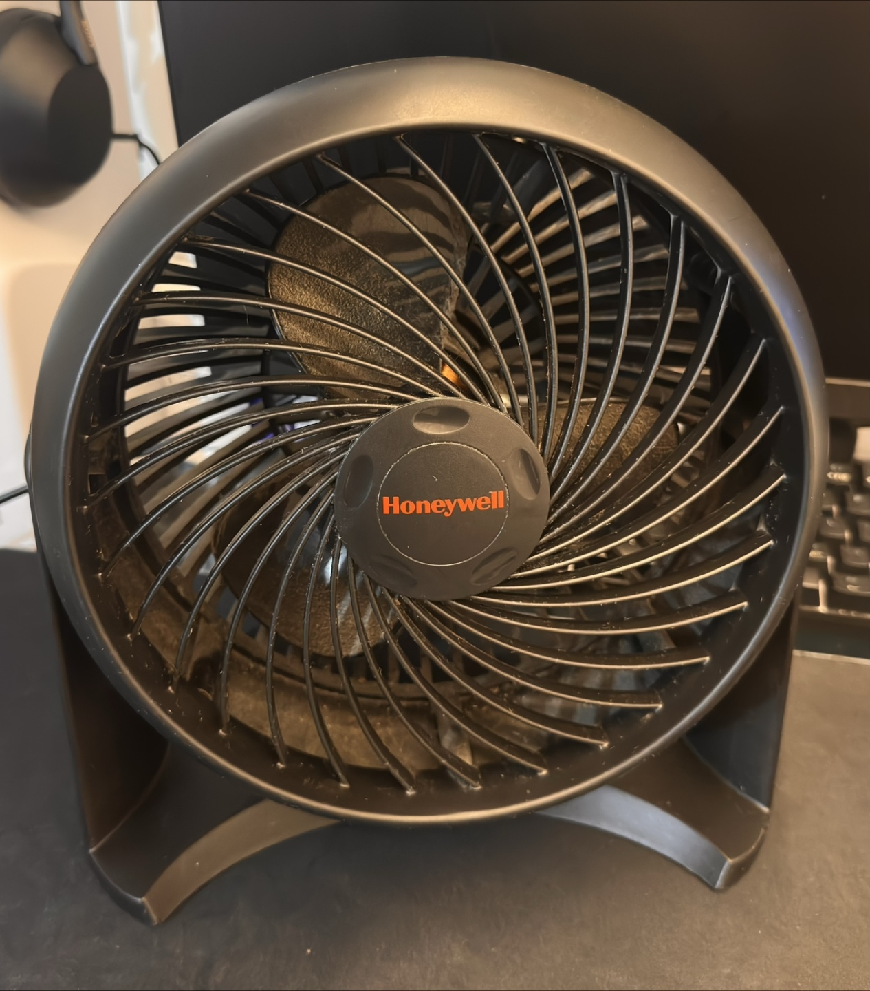 Honeywell Table Fan - Black