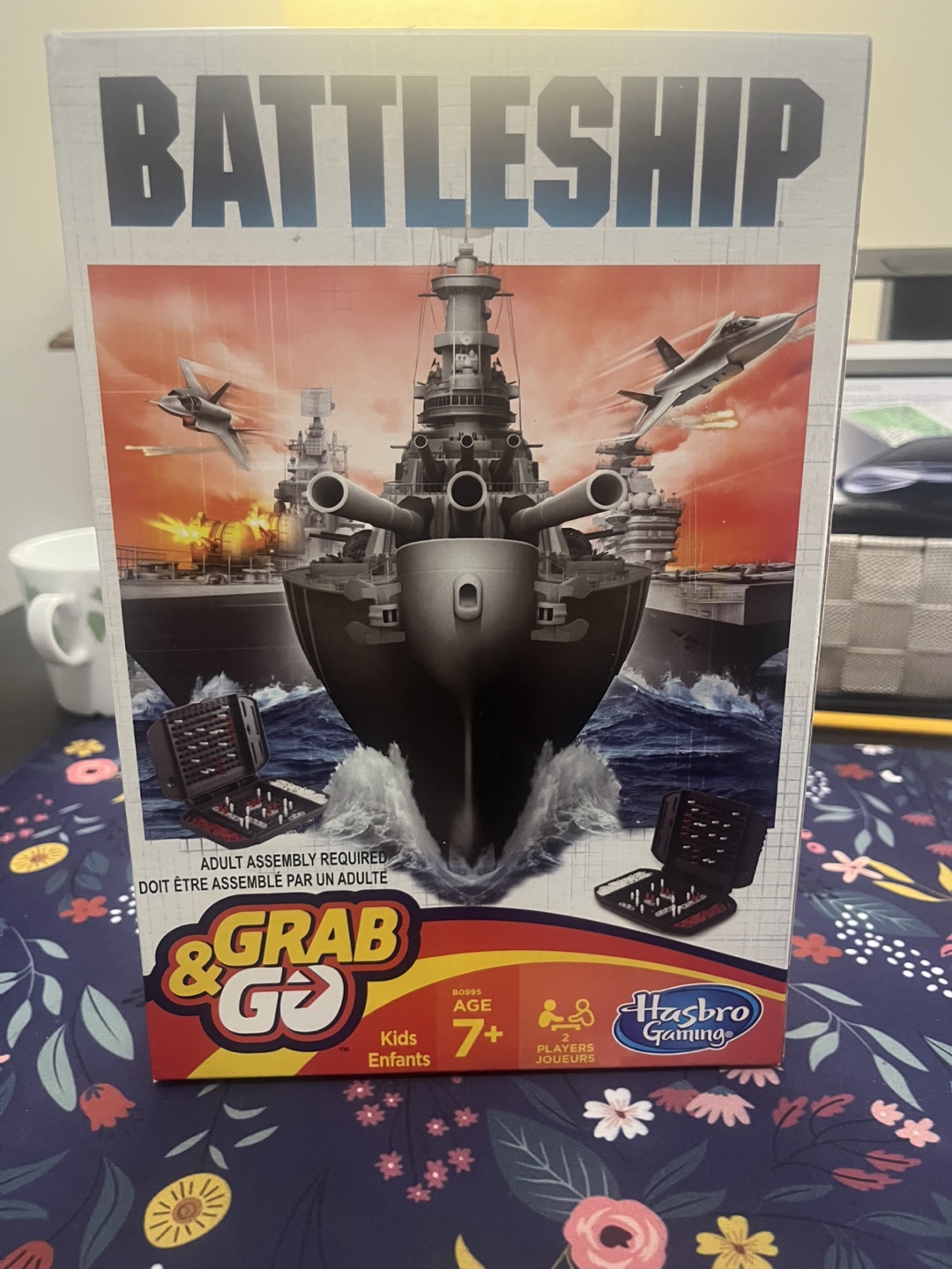 Battleship Grab & Go Travel Board Game - photo 3