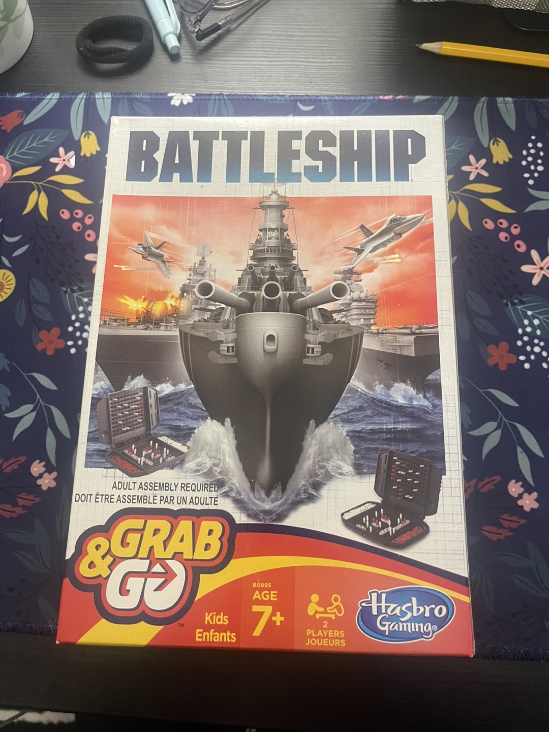 Battleship Grab & Go Travel Board Game