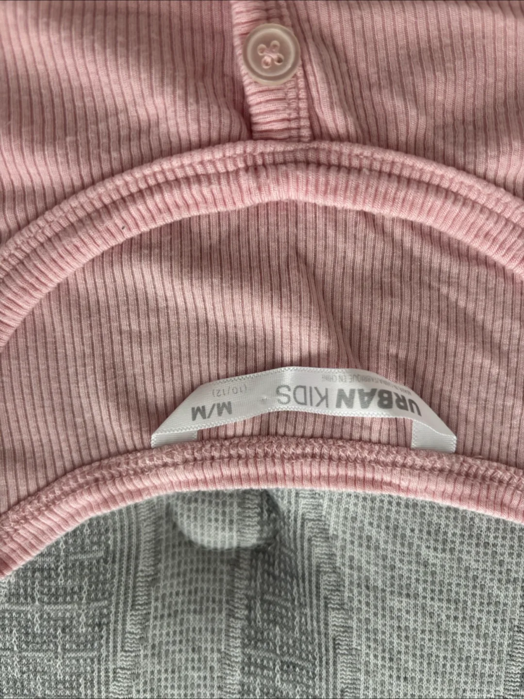 3 urban kids t-shirts - all size M image indicator(3)