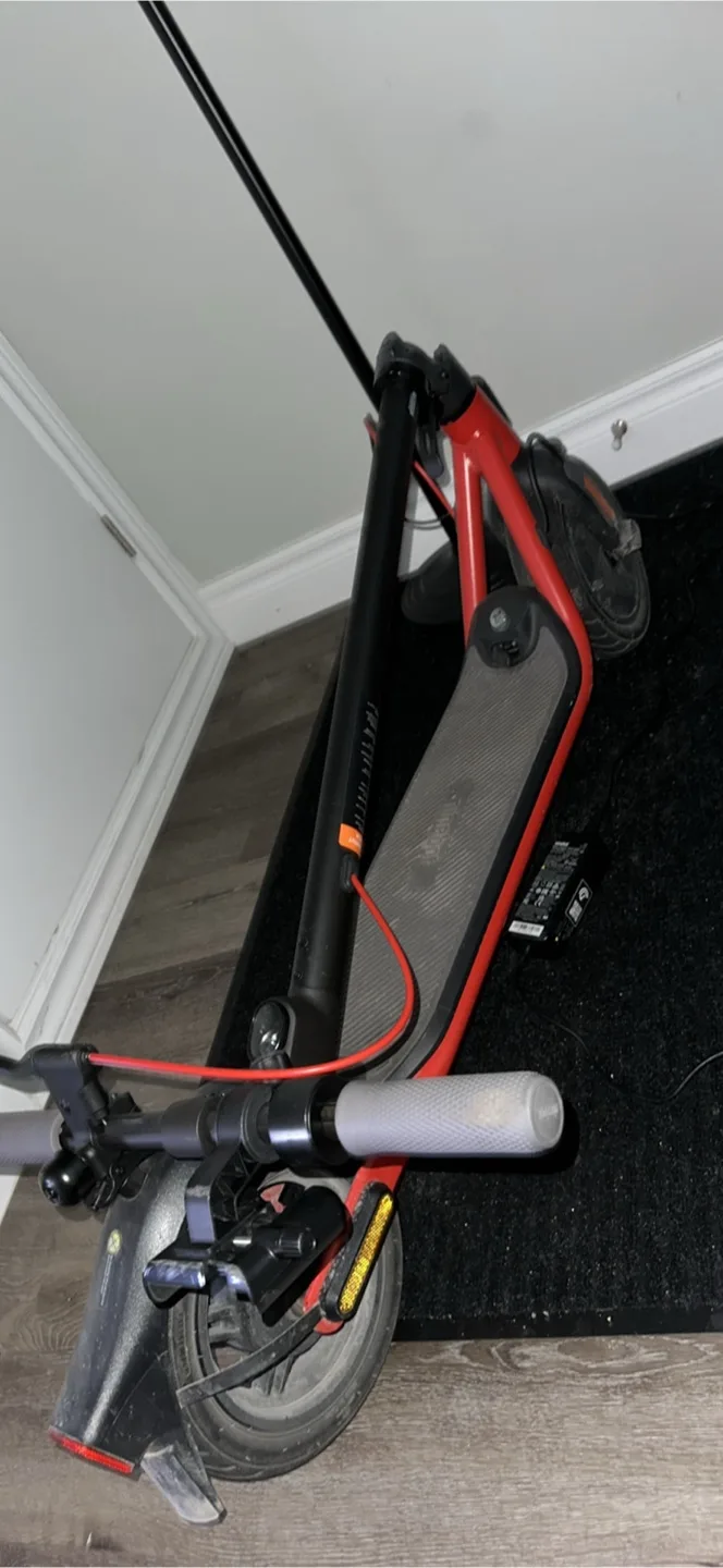 Segway ninebot D38U electric scooter thumbnail