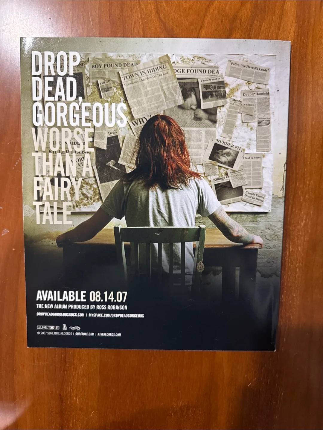 Magazines: Drop Dead Gorgeous, Arch Enemy image indicator(2)