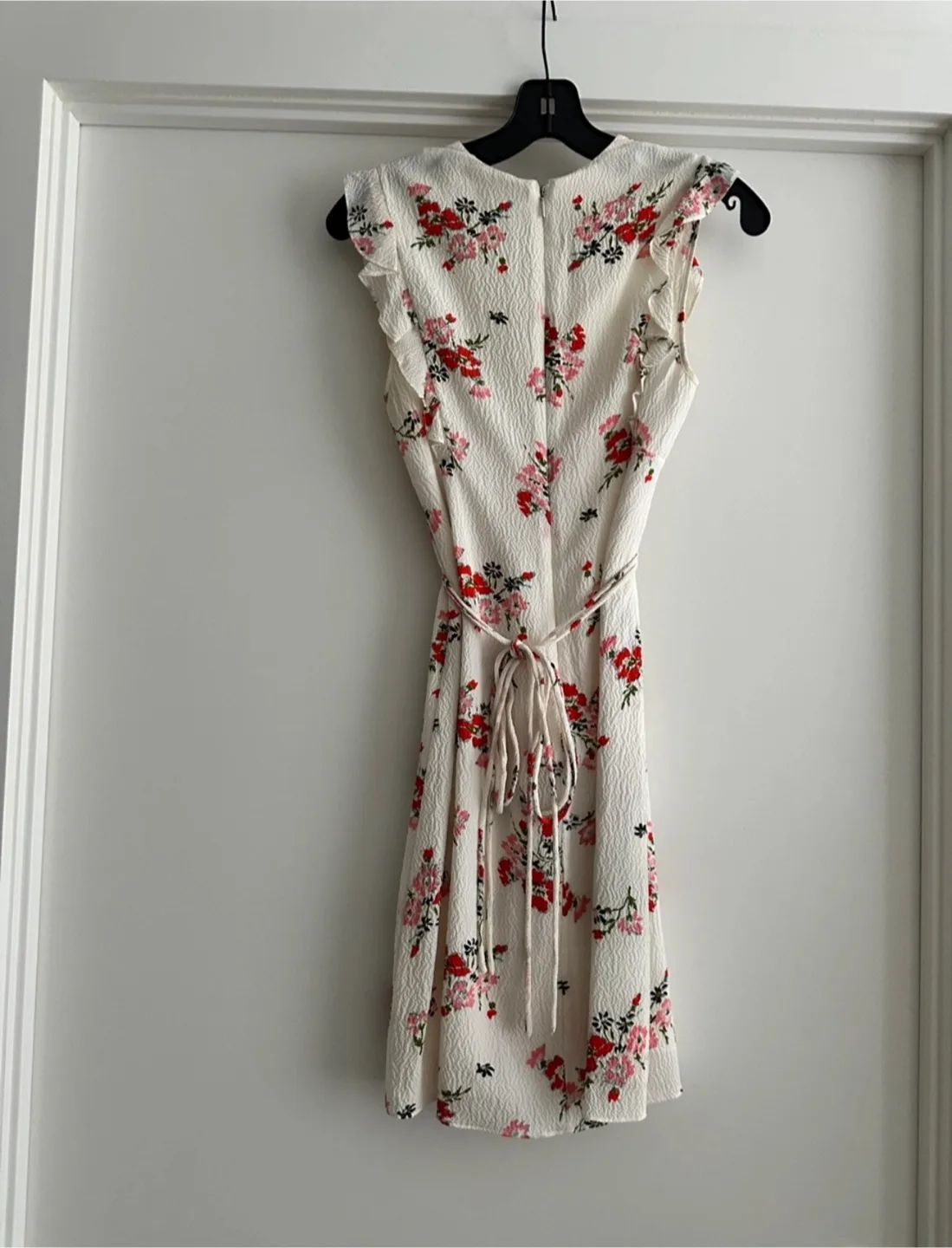 Selling brand new floral Rebecca Taylor dress in size 00 image indicator(2)
