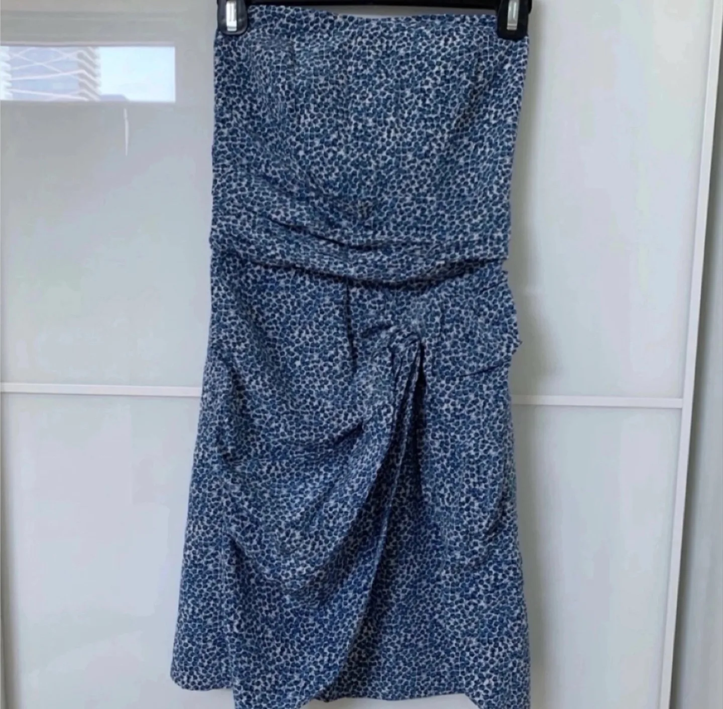 Selling brand new Club Monaco strapless dress in size 0 thumbnail
