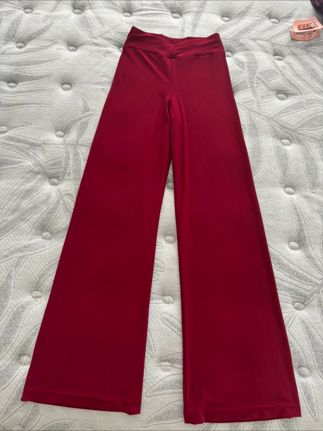 Red flair leggings-Size small image indicator(2)