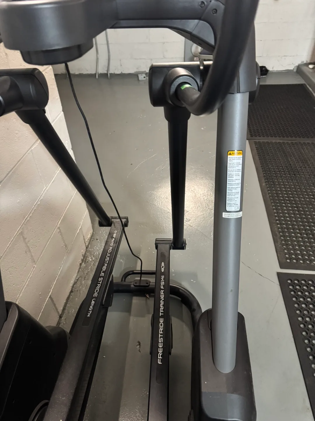 NordicTrack FreeStride Trainer FS5i Elliptical thumbnail