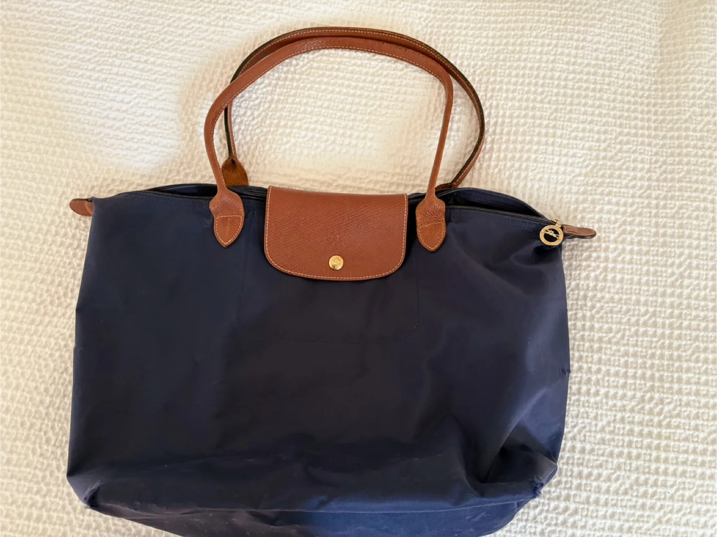 Longchamp Le Pliage Tote - needs zipper repair thumbnail