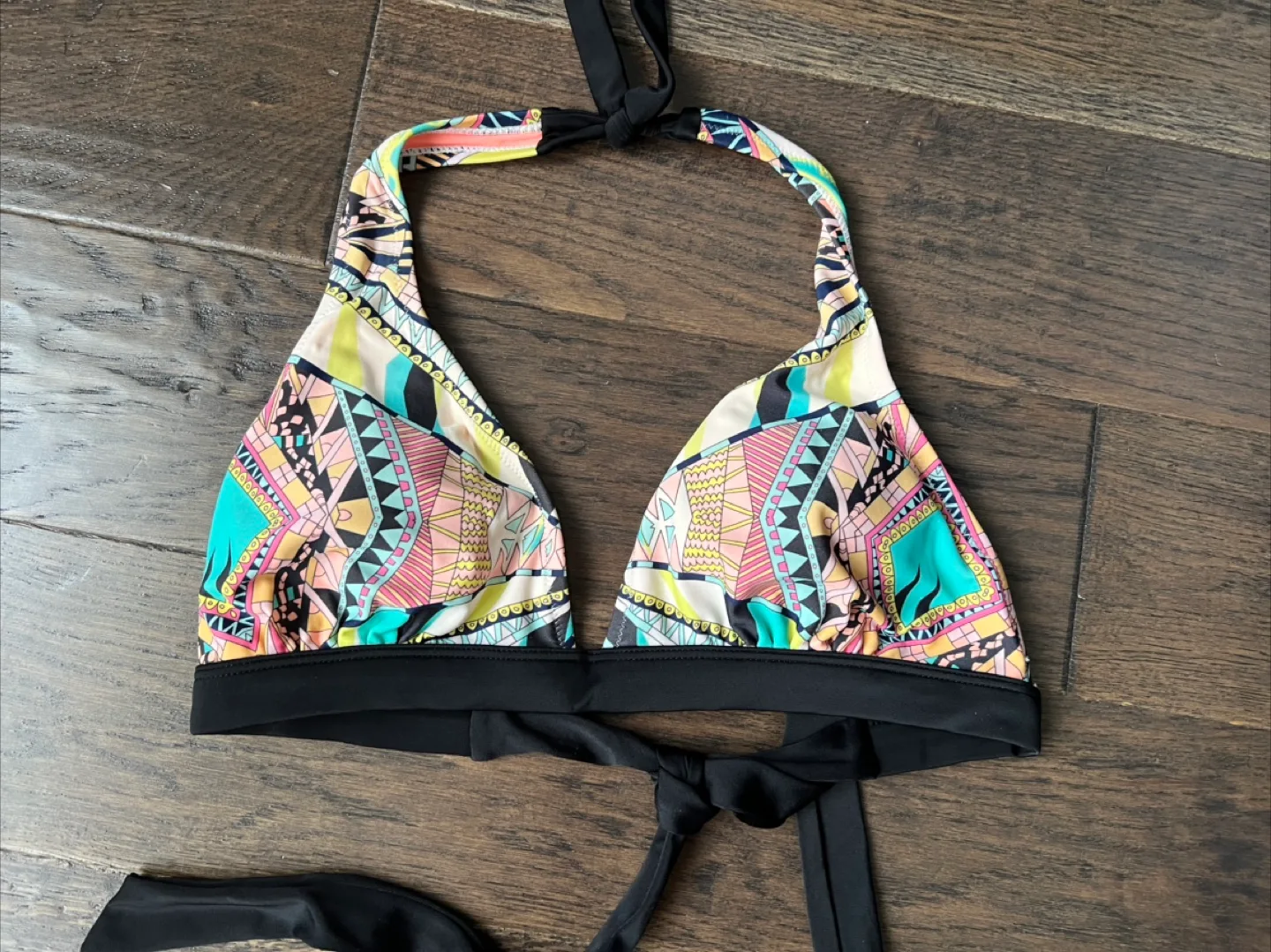 Swimsuit Top - Size M thumbnail
