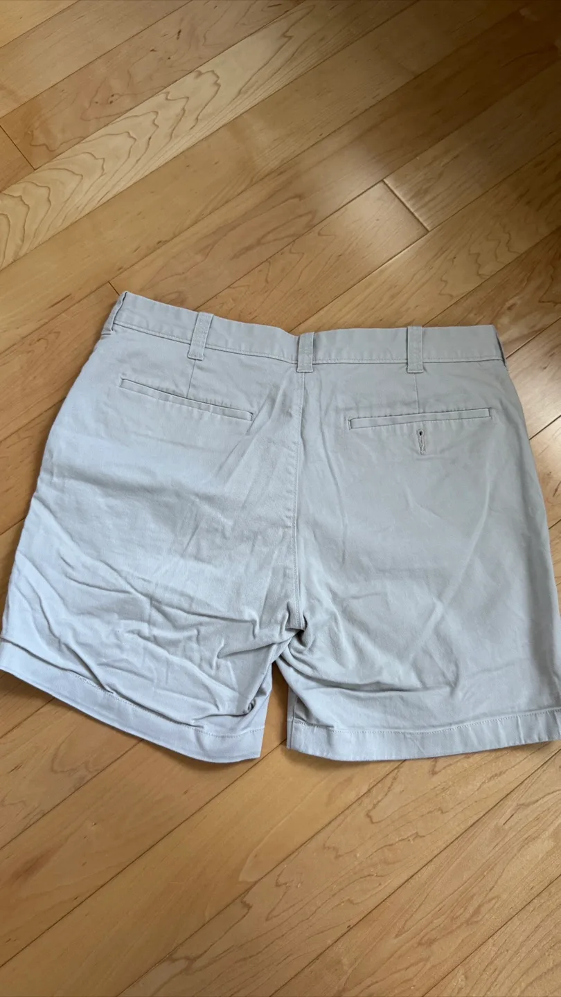 Summer men J crew short image indicator(2)